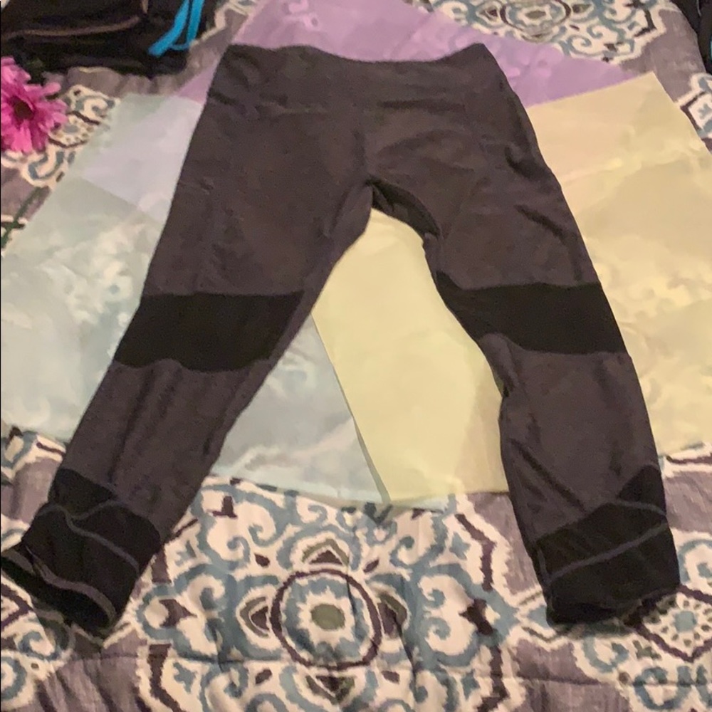 Spandex workout capris Medium